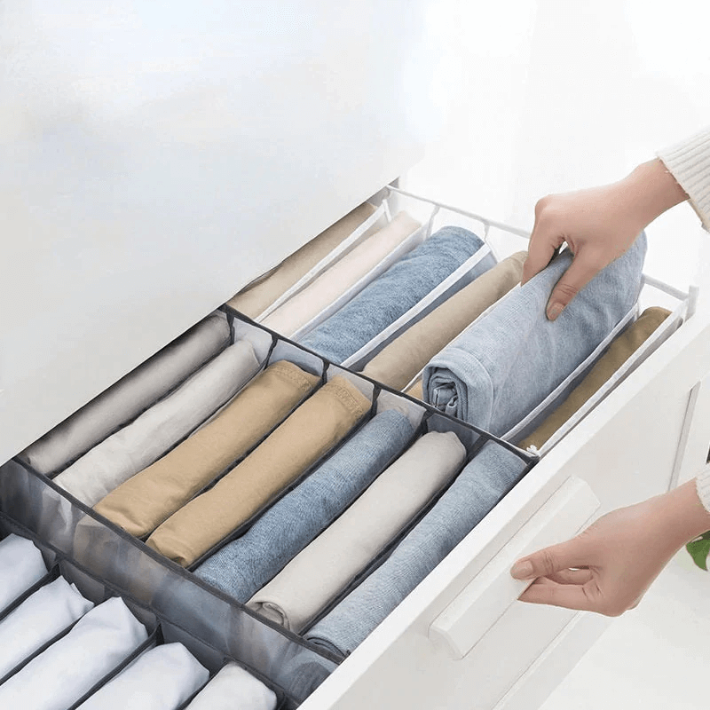 7 Grid Transparent Clothes Compartment Storage Box